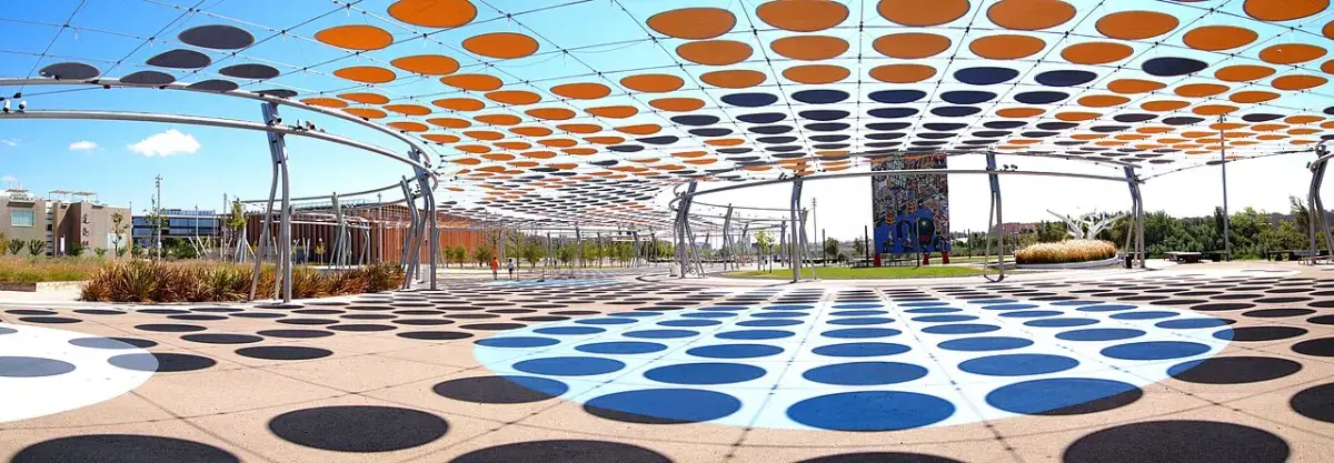 Instalación urbana de la Expo 2008 en el Actur de Zaragoza
